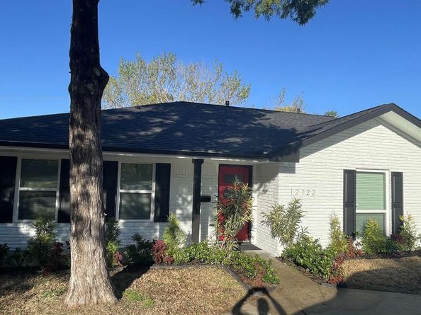 12122 Chimney Rock Road, Houston TX 77035