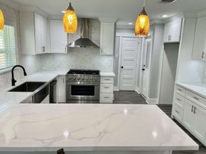 12122 Chimney Rock Road, Houston TX 77035