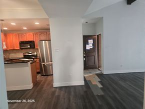 11711 Memorial Drive 52, Houston TX 77024