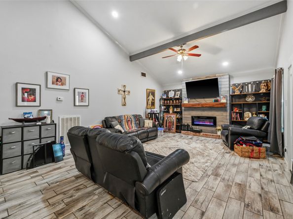 12331 Silo Lane, Houston TX 77071