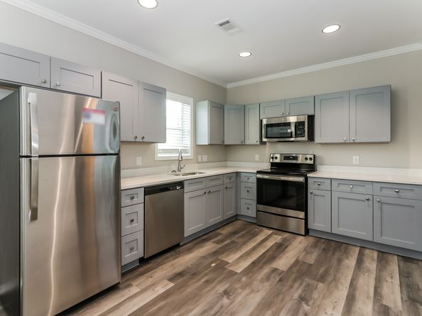 3704 Sauer Street, Houston TX 77004