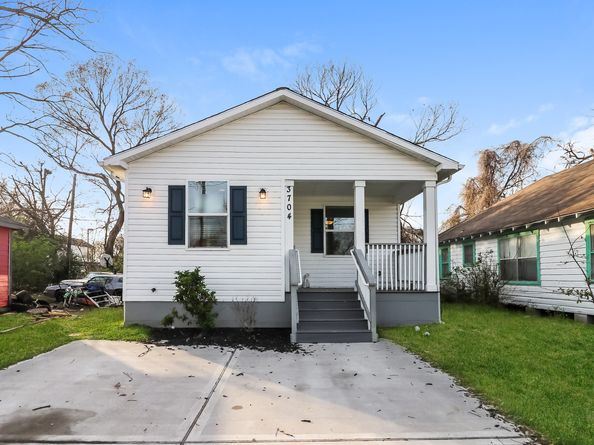 3704 Sauer Street, Houston TX 77004
