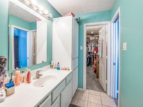 4933 Barkley Street, Houston TX 77017