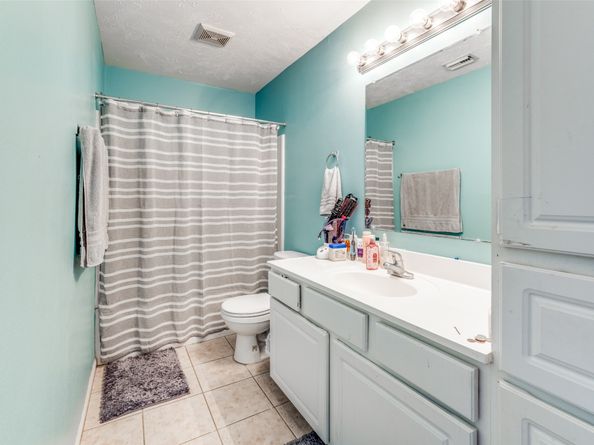 4933 Barkley Street, Houston TX 77017