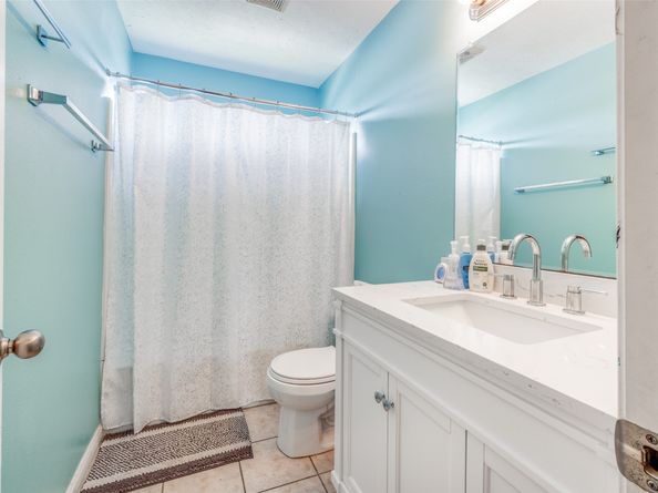 4933 Barkley Street, Houston TX 77017