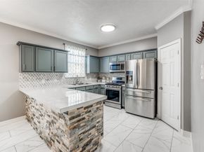 4933 Barkley Street, Houston TX 77017