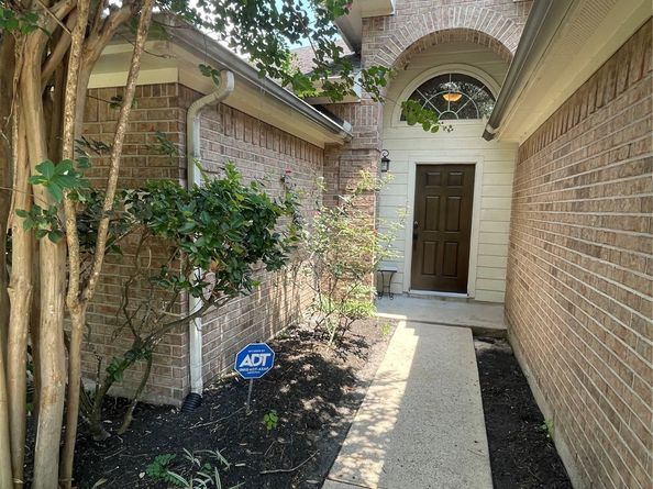 13714 Brighton Park Drive, Houston TX 77044