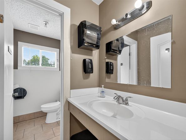 816 Barbara Mae Street, Houston TX 77015