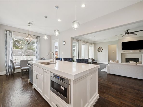 4122 Durness Way, Houston TX 77025