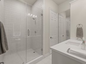 41 Tiel Way, Houston TX 77019
