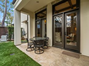 41 Tiel Way, Houston TX 77019