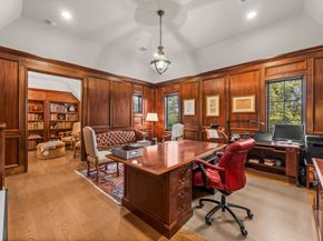 41 Tiel Way, Houston TX 77019