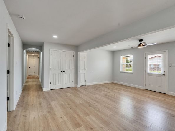 9003 Ledge Street, Houston TX 77075