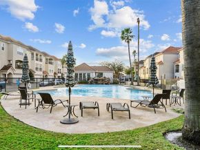 7150 Windwater Pkwy Parkway N, Houston TX 77036