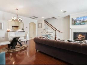 7150 Windwater Pkwy Parkway N, Houston TX 77036