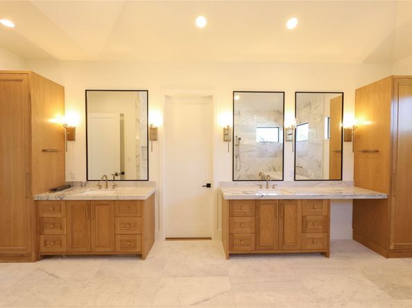 1030 W 41st Street, Houston TX 77018