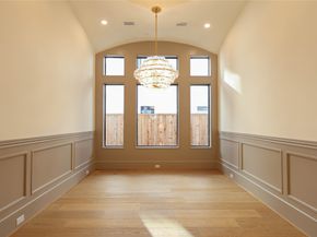 1030 W 41st Street, Houston TX 77018