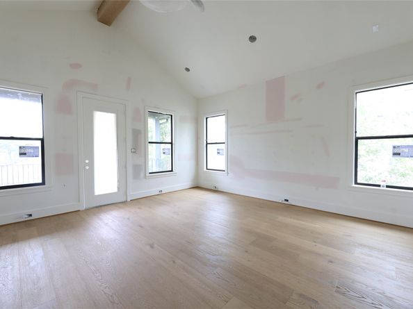 1030 W 41st Street, Houston TX 77018
