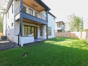 1030 W 41st Street, Houston TX 77018
