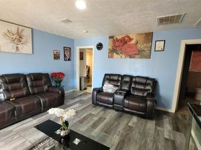8429 Flintridge, South Houston TX 77028
