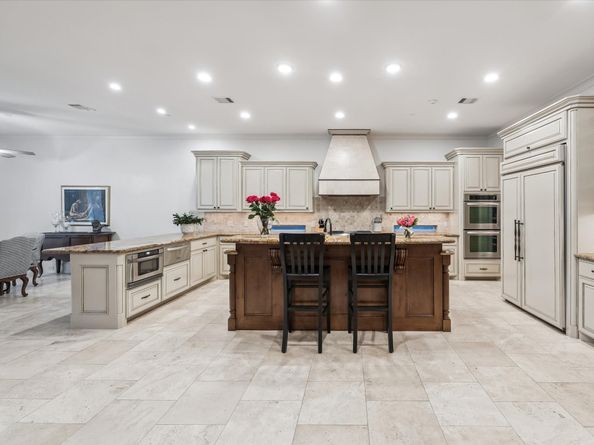 8610 Cedarbrake Drive, Houston TX 77055