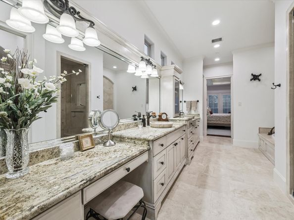8610 Cedarbrake Drive, Houston TX 77055