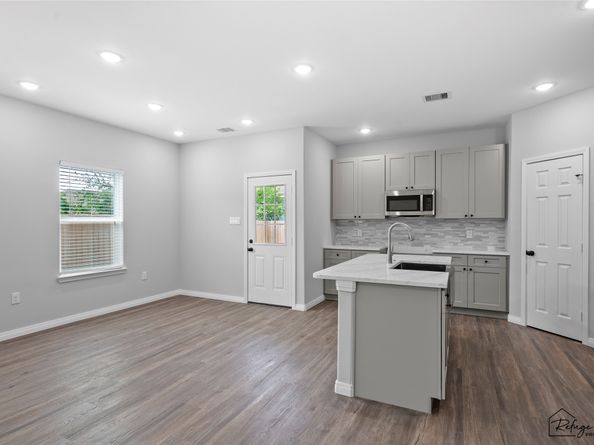 7983 Ethel Street, Houston TX 77028