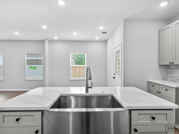7983 Ethel Street, Houston TX 77028