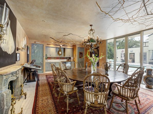 1814 Larchmont Road, Houston TX 77019