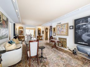 1814 Larchmont Road, Houston TX 77019