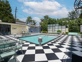 1814 Larchmont Road, Houston TX 77019