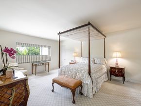 1814 Larchmont Road, Houston TX 77019