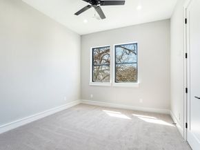 2216 Francis Street, Houston TX 77004