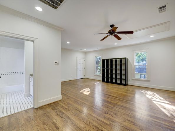 1639 Arlington Street, Houston TX 77008