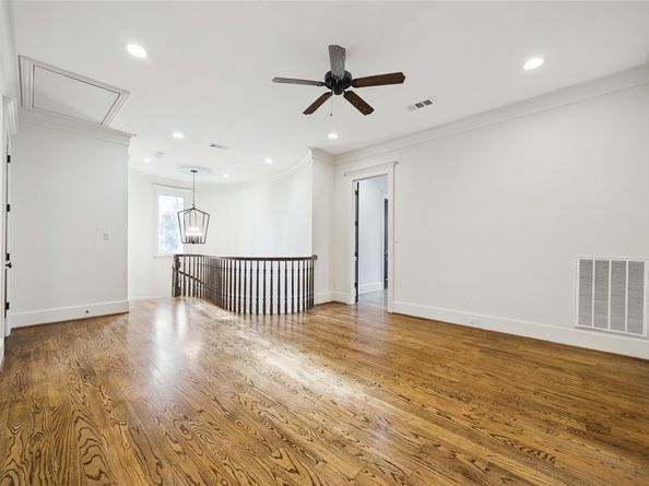 1639 Arlington Street, Houston TX 77008