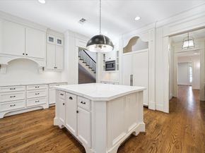 1639 Arlington Street, Houston TX 77008