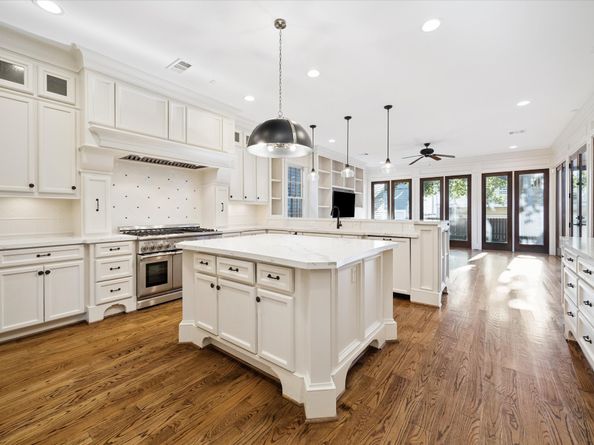 1639 Arlington Street, Houston TX 77008