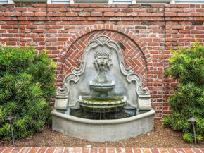 1639 Arlington Street, Houston TX 77008
