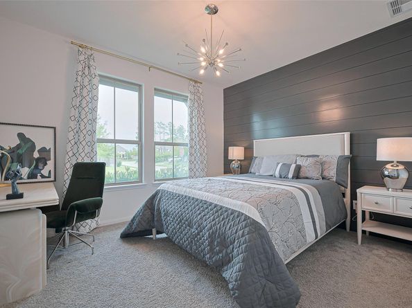 2611 Oakland Park Drive, Conroe TX 77385