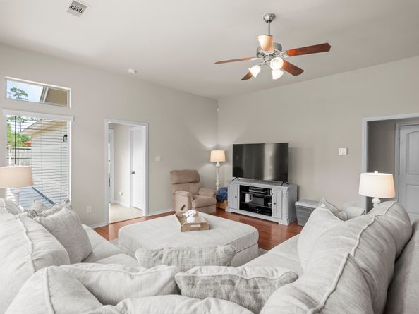 31870 Forest Park Trail, Conroe TX 77385