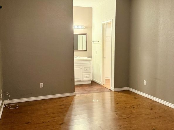 8100 Cambridge Street 119, Houston TX 77054