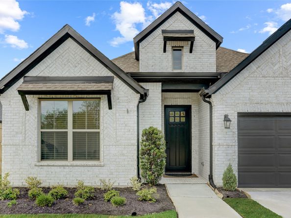 619 Rita Blanca Dr, Webster TX 77598