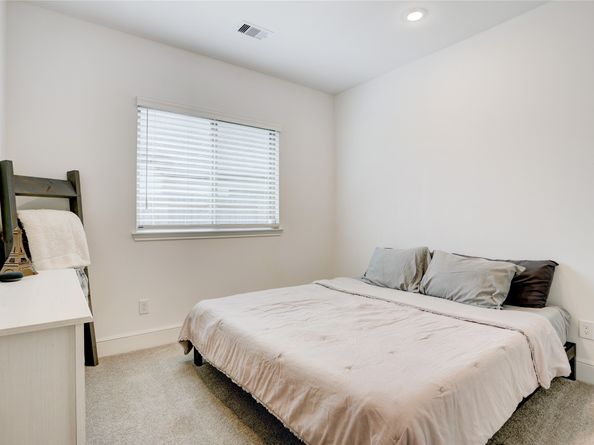 619 Rita Blanca Dr, Webster TX 77598
