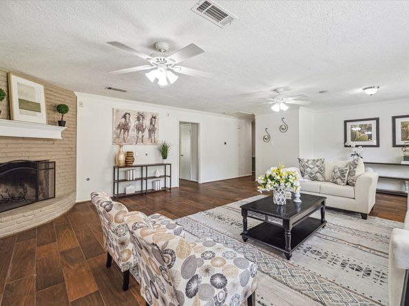 5939 Rutherglenn Drive, Houston TX 77096