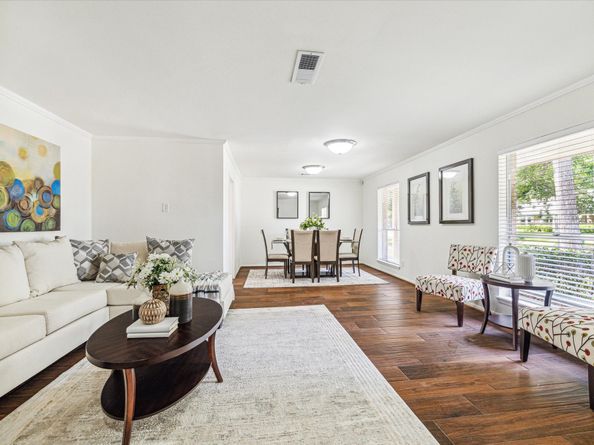 5939 Rutherglenn Drive, Houston TX 77096