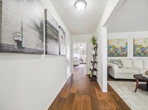 5939 Rutherglenn Drive, Houston TX 77096