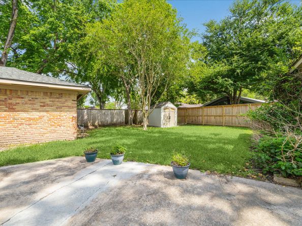 5939 Rutherglenn Drive, Houston TX 77096