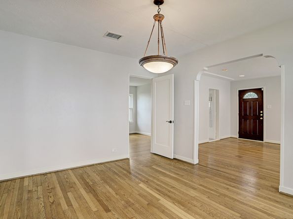 2402 Southgate Boulevard, Houston TX 77030