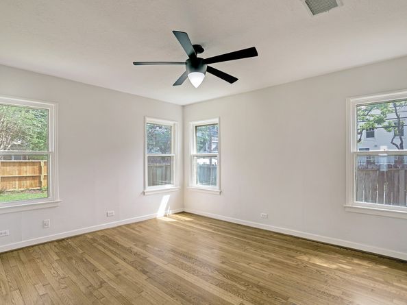 2402 Southgate Boulevard, Houston TX 77030