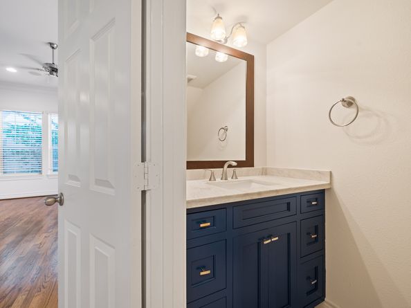 2202 Hilshire Terrace Court, Houston TX 77080